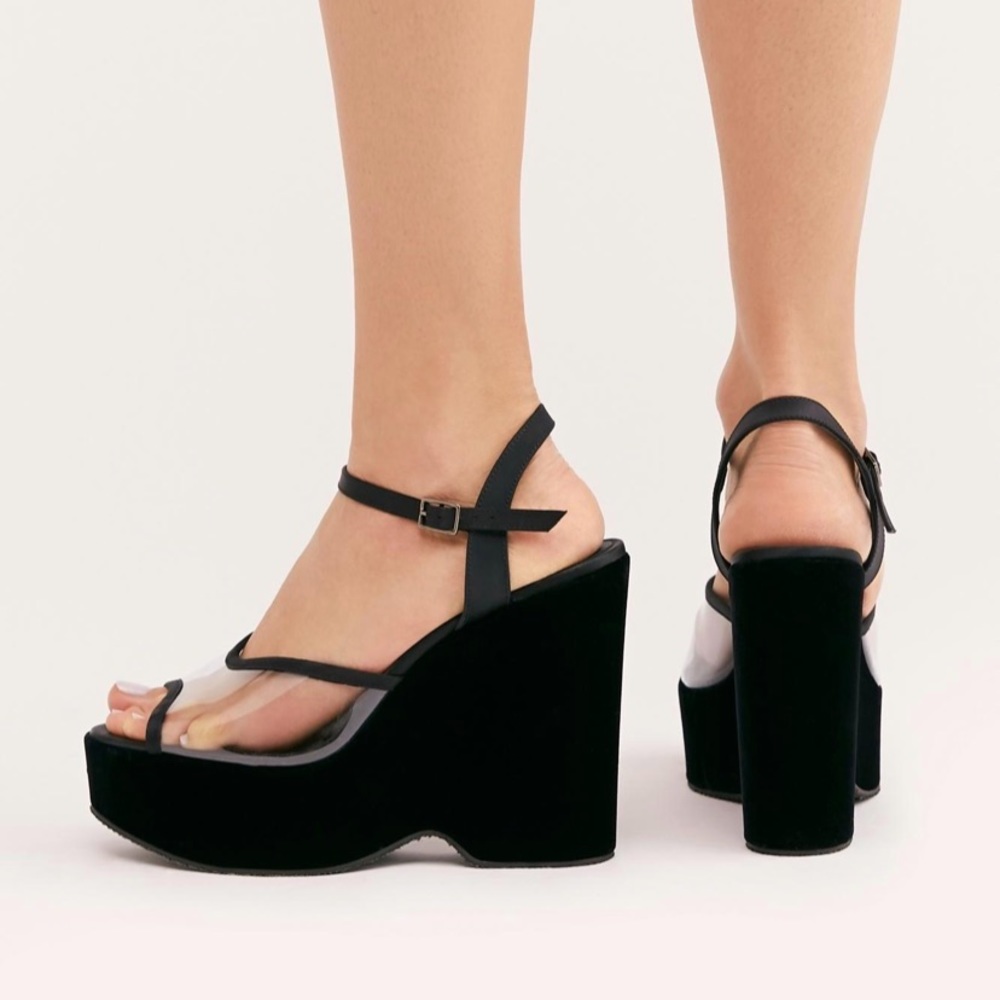 NWT Free People On the Road Wedge
